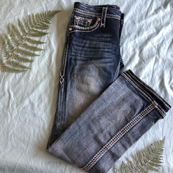 🎉HP🎉{Rock Revival} Jeans - Picture 6 of 8